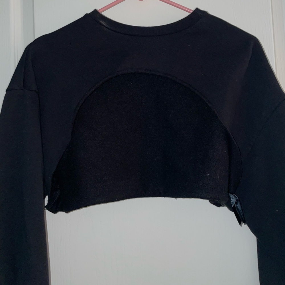 Super cropped sweatshirt